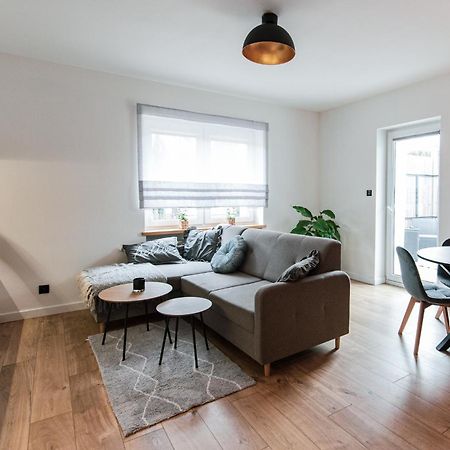 Apartament Batorego Lubon Bagian luar foto