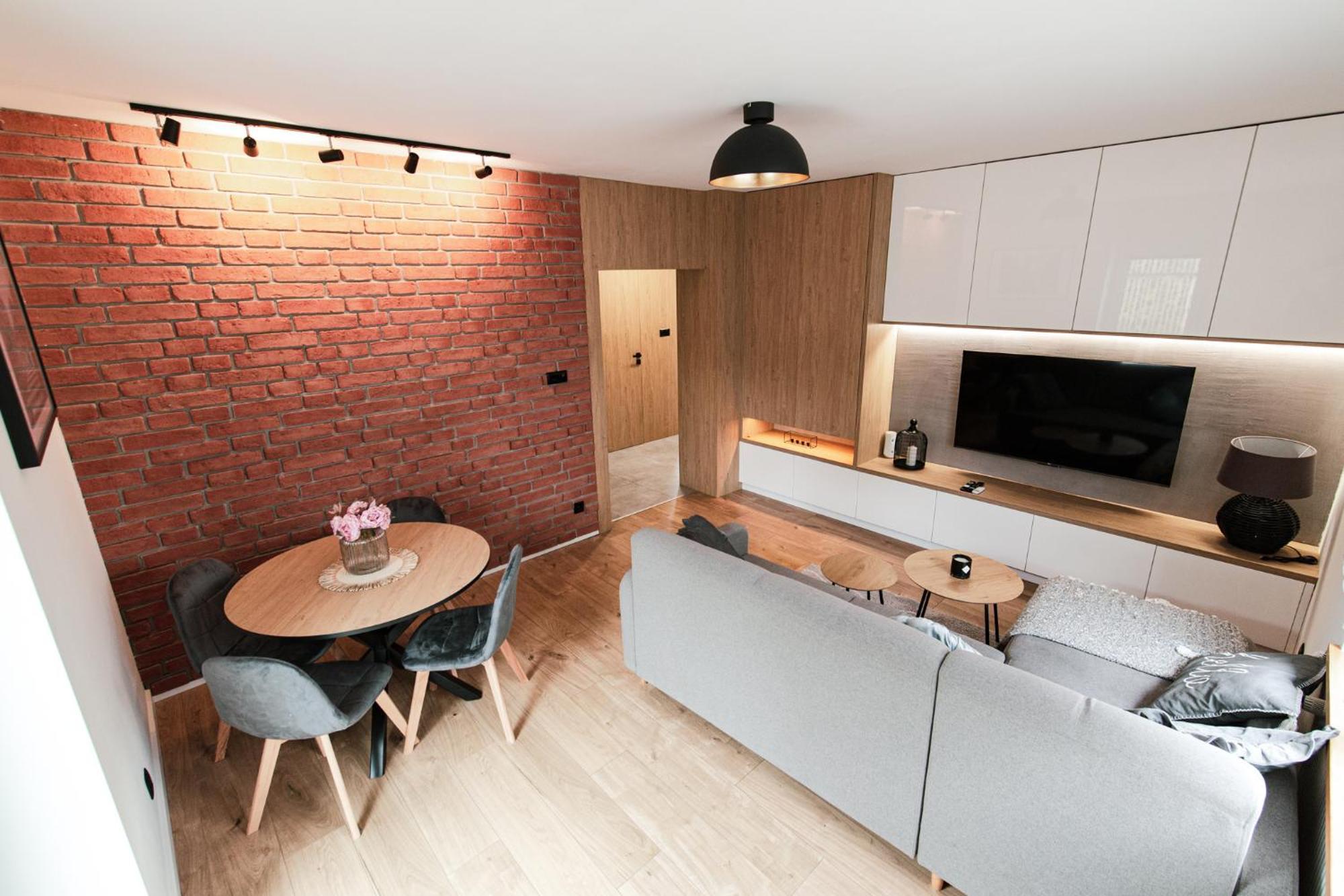 Apartament Batorego Lubon Bagian luar foto