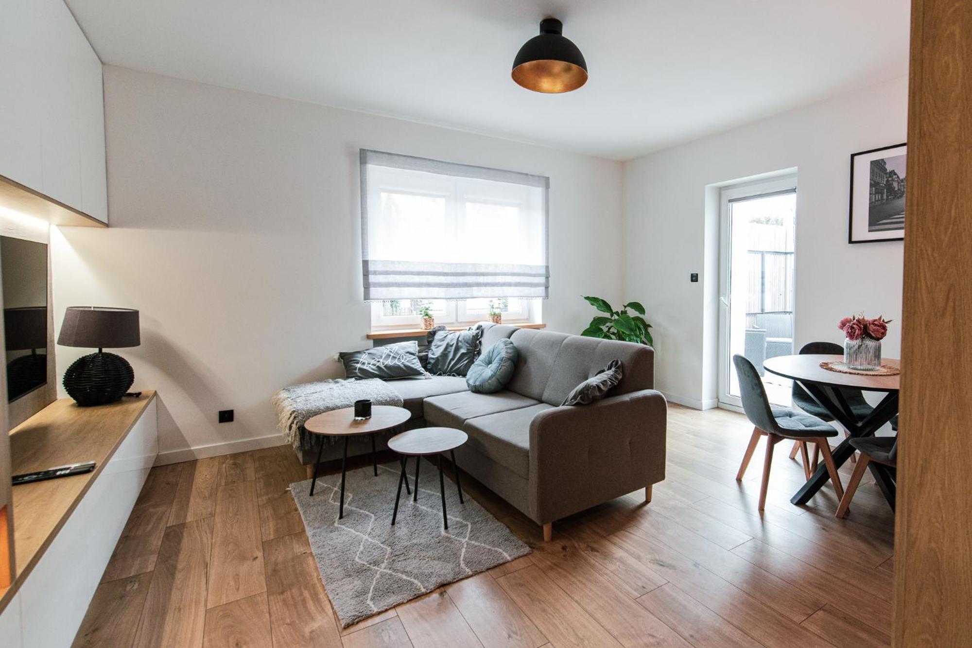 Apartament Batorego Lubon Bagian luar foto